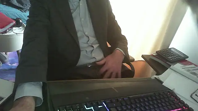 Snapshot of shyfrenchcock1 chatting on 02-18-25, 02:49 shyfrenchcock1 online show from 02-18-25, 02:49