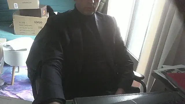 Snapshot of shyfrenchcock1 chatting on 02-10-26, 02:32 shyfrenchcock1 online show from 02-10-26, 02:32