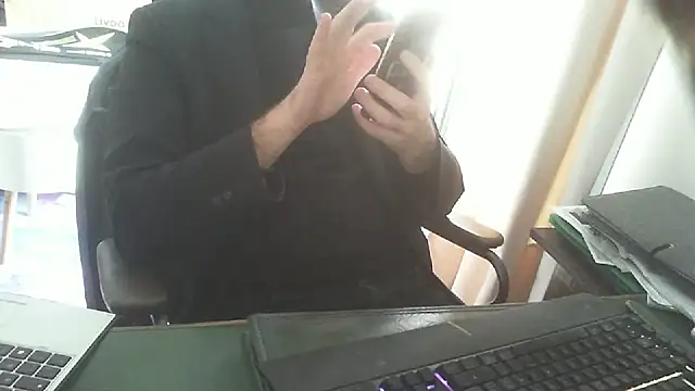 Snapshot of shyfrenchcock1 chatting on 02-20-26, 03:01 shyfrenchcock1 online show from 02-20-26, 03:01