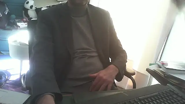 Snapshot of shyfrenchcock1 chatting on 03-13-26, 09:49 shyfrenchcock1 online show from 03-13-26, 09:49