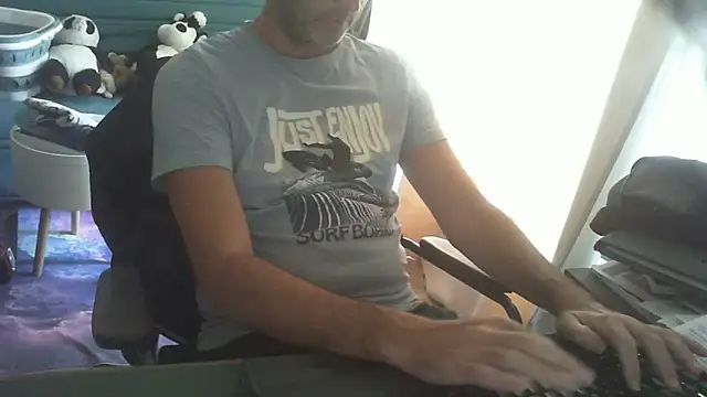 Snapshot of shyfrenchcock1 chatting on 06-20-26, 11:57 shyfrenchcock1 online show from 06-20-26, 11:57