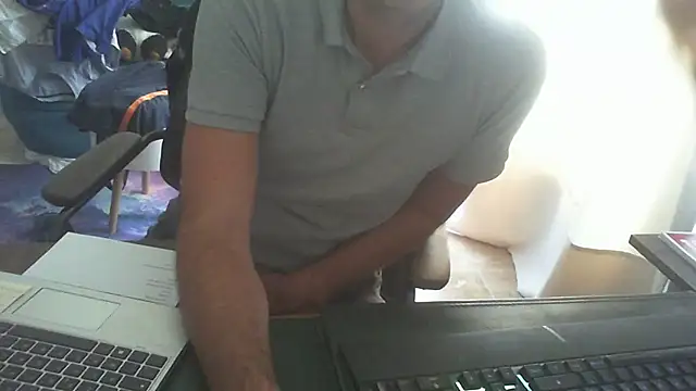 Snapshot of shyfrenchcock1 chatting on 07-06-26, 12:46 shyfrenchcock1 online show from 07-06-26, 12:46