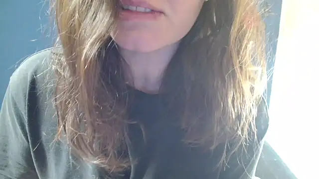 Snapshot of NovaBabe21 chatting on 11-12-25, 06:58 NovaBabe21 online show from 11-12-25, 06:58