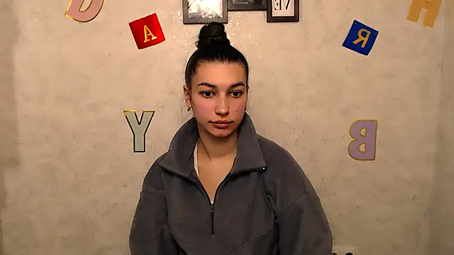 KarolinaRosse  online show from 02-20-25, 10:05