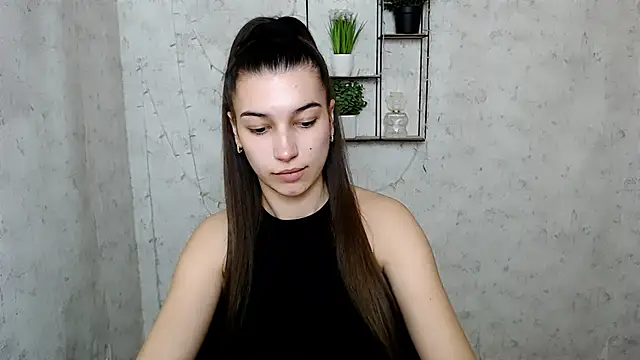 KarolinaRosse  online show from 03-22-25, 09:56