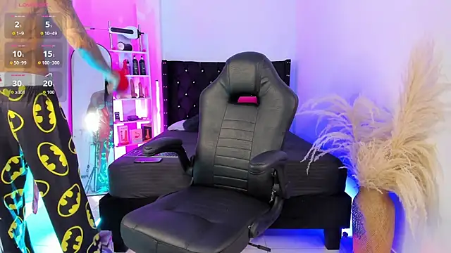 Duriel  online show from 11-05-25, 06:19