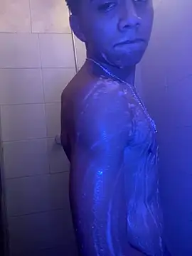 SkinnyHot444 online show from 12-12-24, 11:50