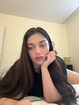 Snapshot of Sweet_Khalifa_ chatting on 12-15-24, 12:17 Sweet Khalifa  online show from 12-15-24, 12:17