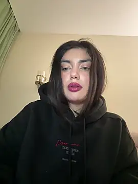 Snapshot of Sweet_Khalifa_ chatting on 10-30-25, 02:40 Sweet Khalifa  online show from 10-30-25, 02:40