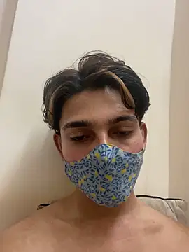 Snapshot of Lush_25 chatting on 06-18-26, 01:04 Lush 25 online show from 06-18-26, 01:04