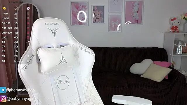 Maya Rave online show from 10-22-25, 03:51