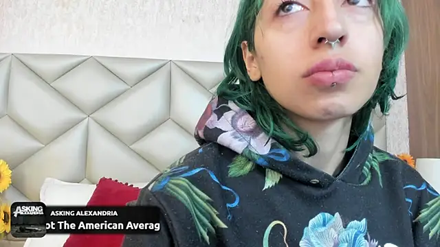 Im gaia online show from 11-17-25, 12:11