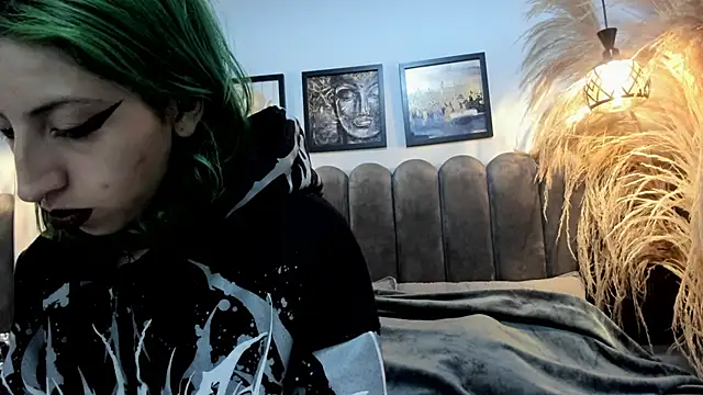 Im gaia online show from 12-16-25, 12:10