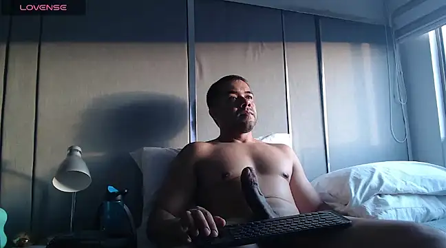 Snapshot of FaustoCock chatting on 01-26-25, 10:46 FaustoCock online show from 01-26-25, 10:46