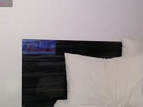 Snapshot of FaustoCock chatting on 02-20-25, 01:57 FaustoCock online show from 02-20-25, 01:57