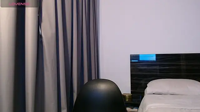 Snapshot of FaustoCock chatting on 03-21-25, 02:18 FaustoCock online show from 03-21-25, 02:18