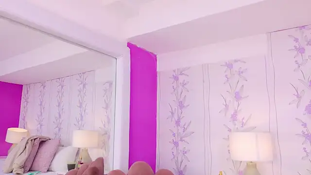 Snapshot of HazelMoret chatting on 10-03-25, 11:51 HazelMoret online show from 10-03-25, 11:51