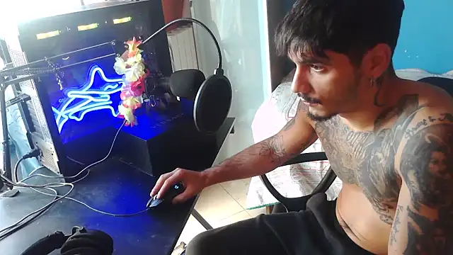 Badboyi1997 online show from 10-11-25, 10:47