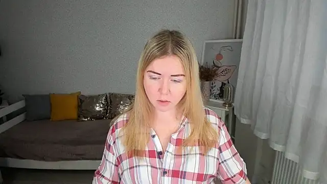 BettyBloom69 online show from 12-04-25, 04:44