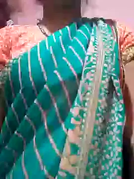 Snapshot of riya_houswife chatting on 12-20-24, 06:19 riya houswife online show from 12-20-24, 06:19