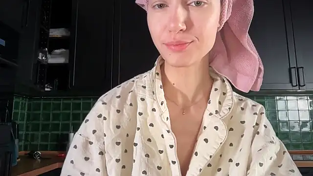 solar bella online show from 02-12-26, 04:29