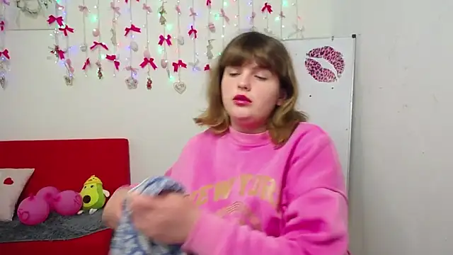 StaceyLex online show from 04-06-26, 05:08