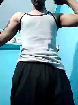 black cobra70 online show from 02-20-25, 06:24