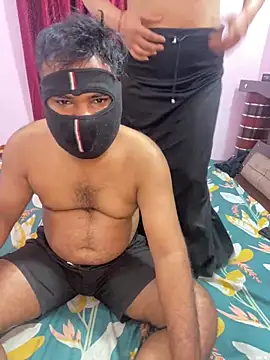 Snapshot of mickey_love chatting on 03-09-25, 12:09 mickey love online show from 03-09-25, 12:09