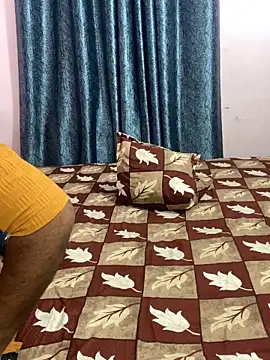 Snapshot of mickey_love chatting on 10-29-25, 05:42 mickey love online show from 10-29-25, 05:42