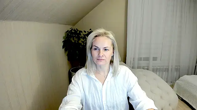 Snapshot of Alicee_Gracee chatting on 12-07-24, 11:23 Alicee Gracee online show from 12-07-24, 11:23