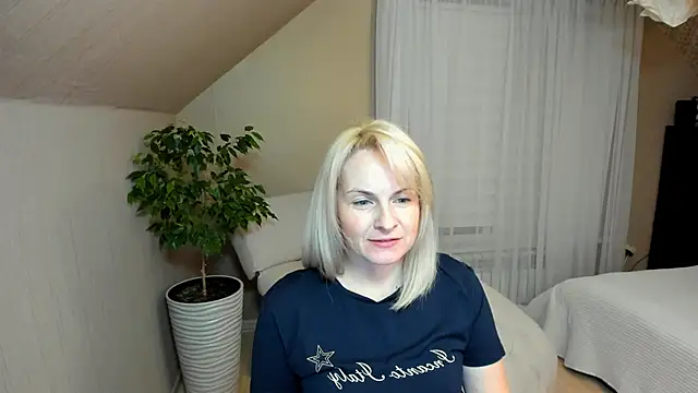 Snapshot of Alicee_Gracee chatting on 01-12-25, 07:42 Alicee Gracee online show from 01-12-25, 07:42