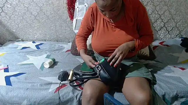 Snapshot of MaximTease24 chatting on 03-02-25, 04:21 MaximTease24 online show from 03-02-25, 04:21