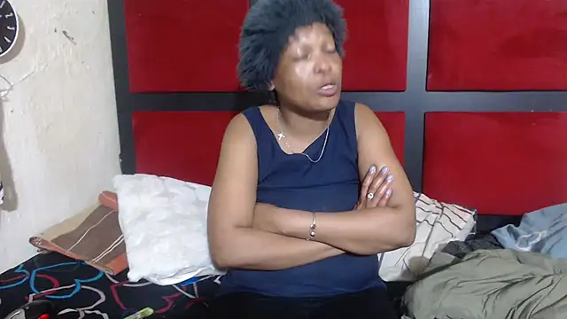 MaximTease24 online show from 07-12-26, 03:36