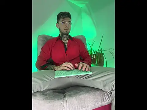 Anthony-Martin online show from 11-03-25, 01:56