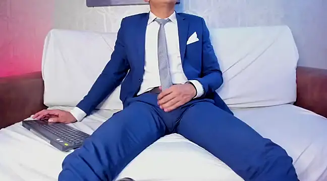 Lucii fer  online show from 03-08-25, 05:22