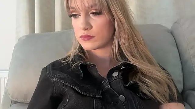 LustfulLuna  online show from 03-30-26, 03:46