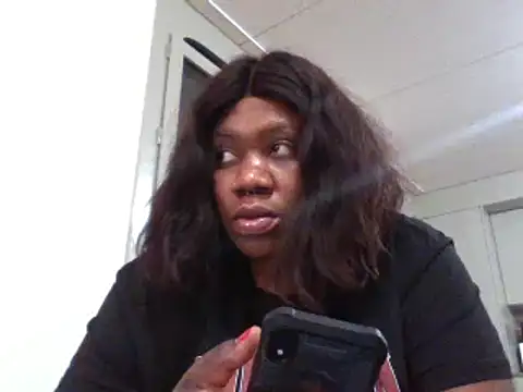 Snapshot of bonbonaumiel chatting on 12-27-24, 04:21 bonbonaumiel online show from 12-27-24, 04:21