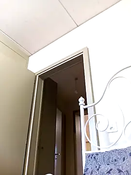 Snapshot of bonbonaumiel chatting on 01-17-25, 03:43 bonbonaumiel online show from 01-17-25, 03:43