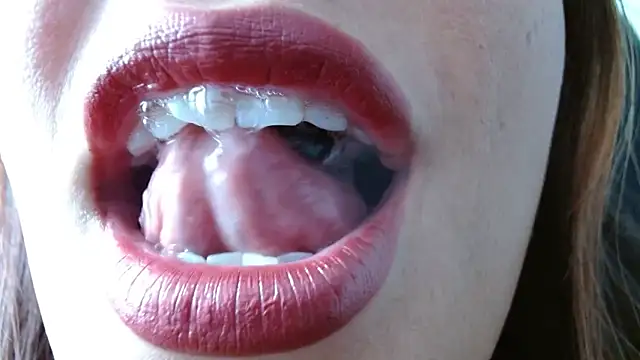 Snapshot of miss_evoleth2 chatting on 12-05-25, 07:54 miss evoleth2 online show from 12-05-25, 07:54