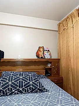 Lucy Chery online show from 11-05-25, 10:21