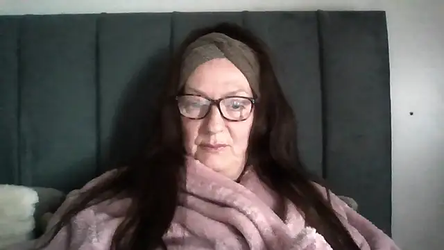 Tillieuk online show from 06-01-26, 01:24