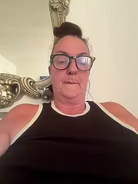 Tillieuk online show from 07-18-26, 06:23