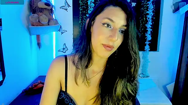 Snapshot of queen-natty chatting on 07-03-26, 02:40 queen-natty online show from 07-03-26, 02:40