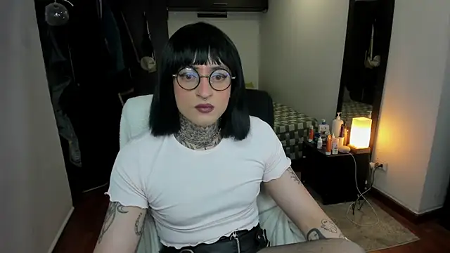 ShiiraVelkor online show from 09-13-25, 09:53