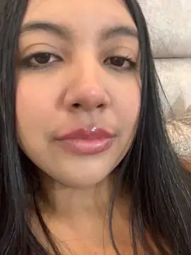 nicole fisherr online show from 12-17-25, 06:19