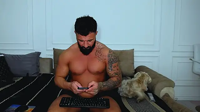 UrsuKing online show from 02-07-25, 07:38