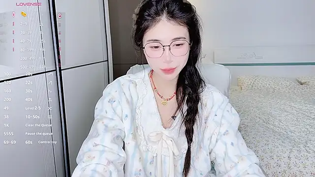 White-Star online show from 01-19-25, 06:10