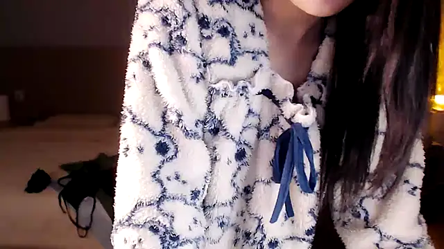 Lucky-baby online show from 01-13-25, 04:41