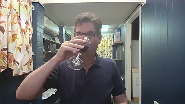 tilobinder online show from 01-08-26, 02:41