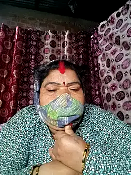 Snapshot of Hot_Falguni chatting on 01-19-25, 12:28 Hot Falguni online show from 01-19-25, 12:28